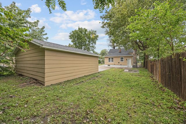 2811 1st Street, Des Moines, IA 50313
