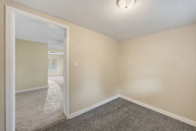 2811 1st Street, Des Moines, IA 50313
