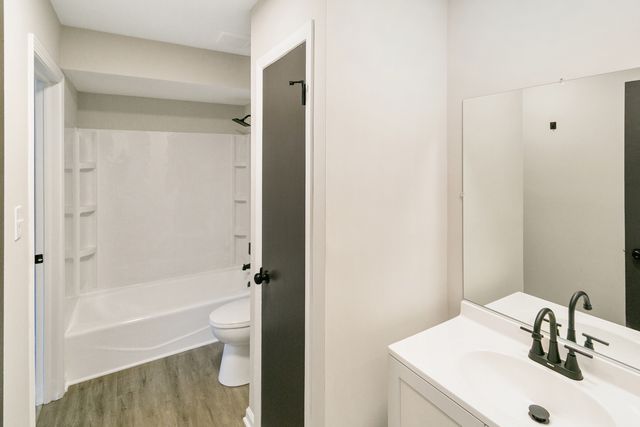 19520 LAKE LYNWOOD Drive, Lynwood, IL 60411