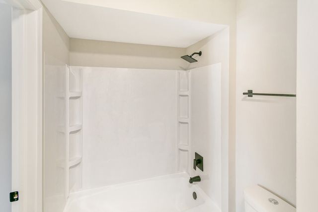 19520 LAKE LYNWOOD Drive, Lynwood, IL 60411