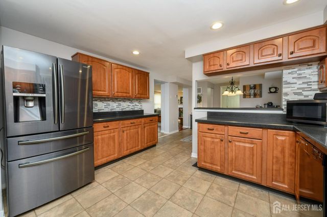108 Bordentown Georgetown Road, Chesterfield, NJ 08515