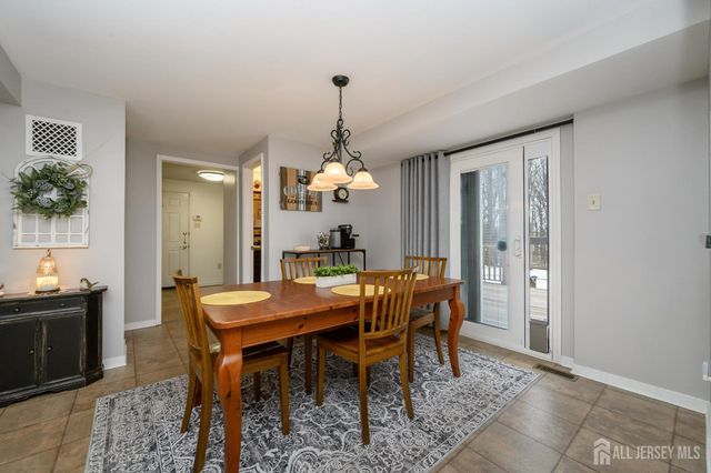 108 Bordentown Georgetown Road, Chesterfield, NJ 08515