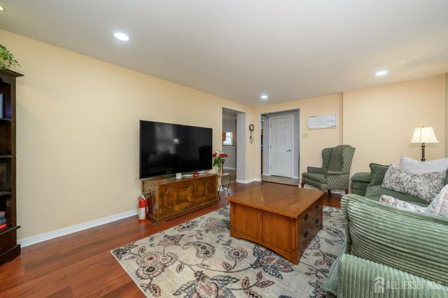 108 Bordentown Georgetown Road, Chesterfield, NJ 08515