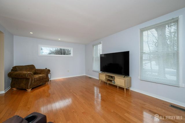 108 Bordentown Georgetown Road, Chesterfield, NJ 08515