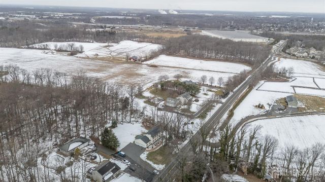 108 Bordentown Georgetown Road, Chesterfield, NJ 08515