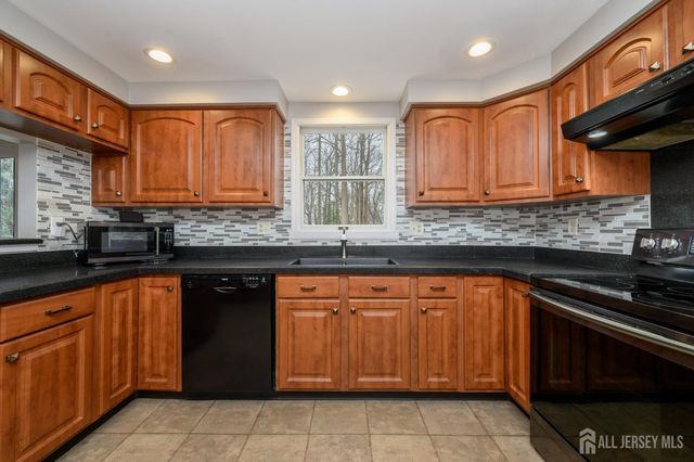 108 Bordentown Georgetown Road, Chesterfield, NJ 08515