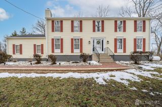 108 Bordentown Georgetown Road, Chesterfield, NJ 08515
