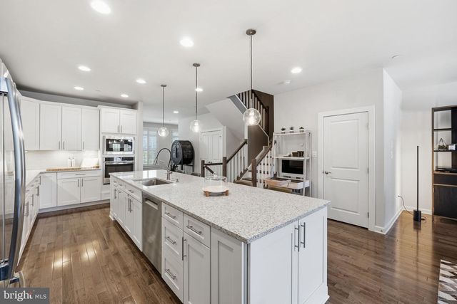 17812 THOMAS VILLAGE LN, Sandy Spring, MD 20860