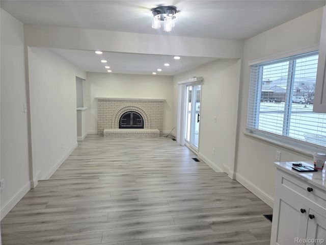 36117 Del Ray Drive, Sterling Heights, MI 48310