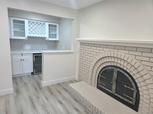 36117 Del Ray Drive, Sterling Heights, MI 48310