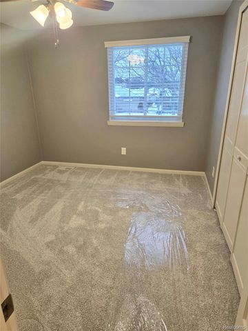 36117 Del Ray Drive, Sterling Heights, MI 48310