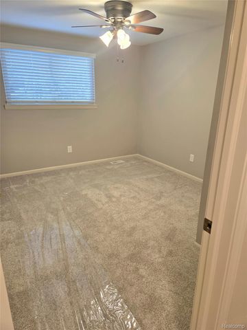 36117 Del Ray Drive, Sterling Heights, MI 48310