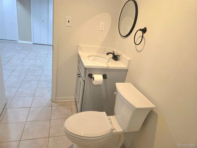 36117 Del Ray Drive, Sterling Heights, MI 48310