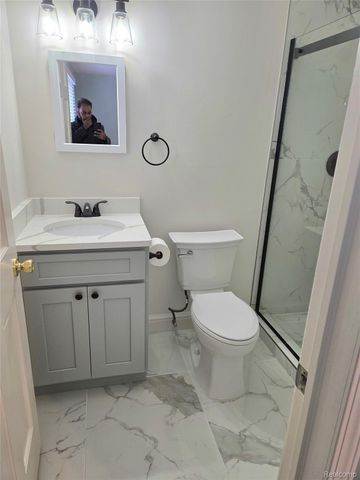 36117 Del Ray Drive, Sterling Heights, MI 48310