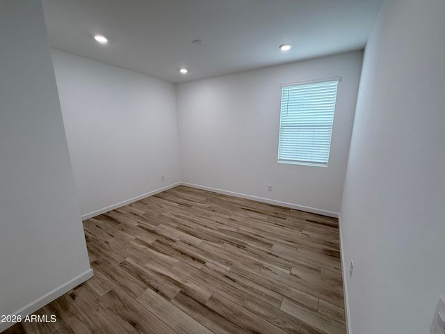 27440 N 69th Lane, Peoria, AZ 85383