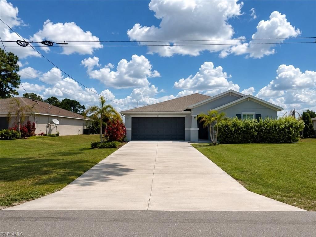 358 Pembroke ST, Lehigh Acres, FL 33974