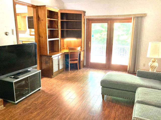 17 Danbury Road, Nashua, NH 03064
