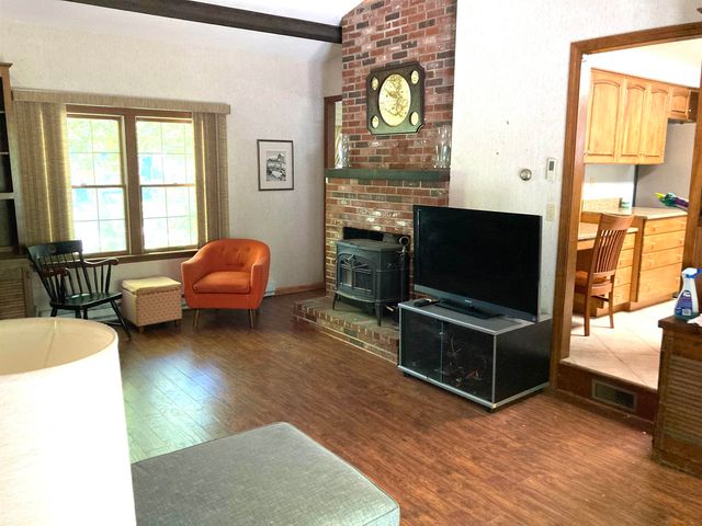 17 Danbury Road, Nashua, NH 03064