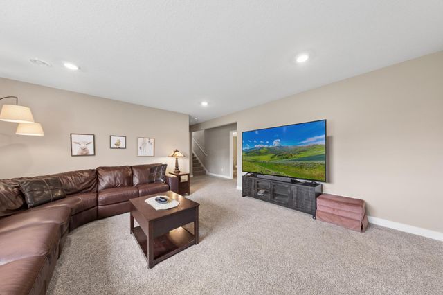 4845 Empress Avenue N, Hugo, MN 55038