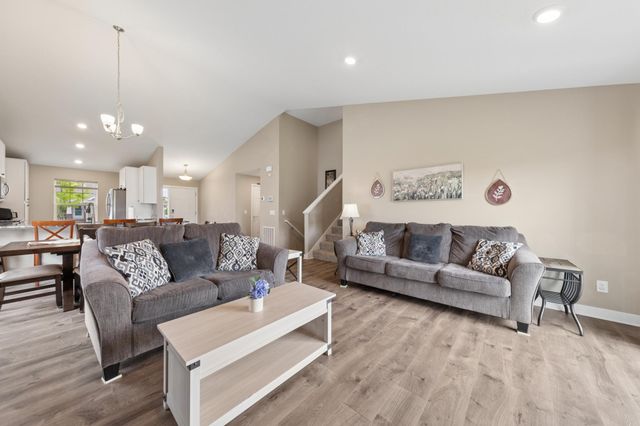 4845 Empress Avenue N, Hugo, MN 55038