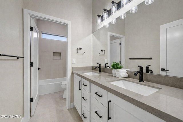 12170 W EAGLE RIDGE Lane, Peoria, AZ 85383