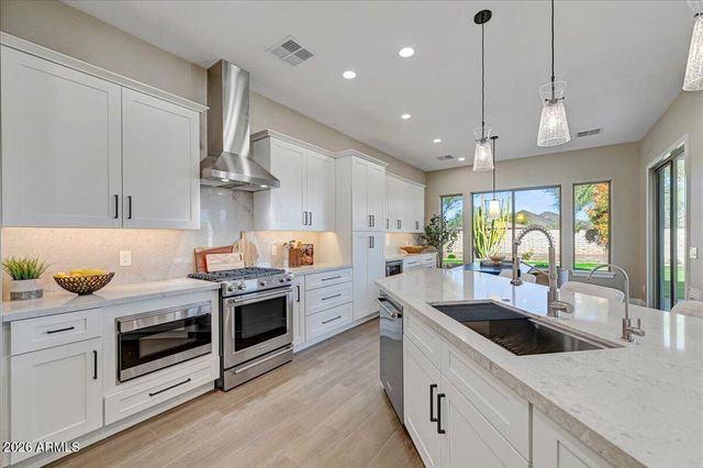 12170 W EAGLE RIDGE Lane, Peoria, AZ 85383