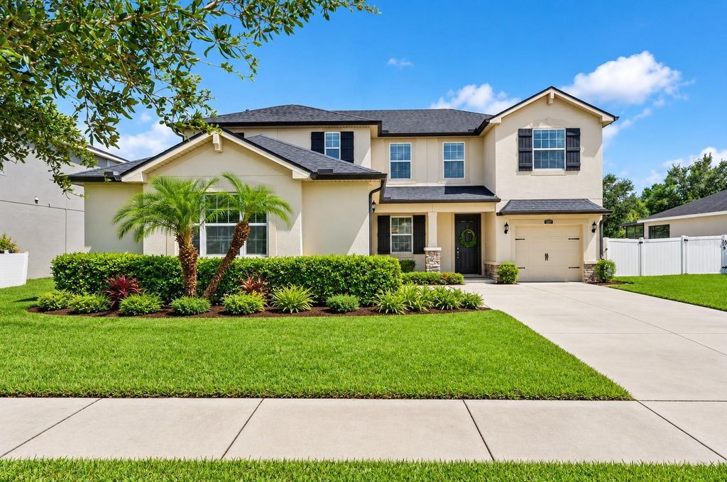 Image 1 of property listing at 12211 STREAMBED DRIVE, Riverview, FL 33579