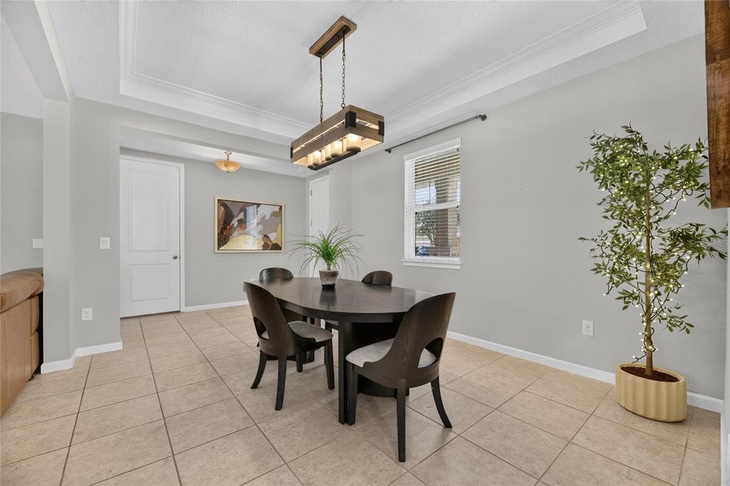 Image 13 of property listing at 12211 STREAMBED DRIVE, Riverview, FL 33579