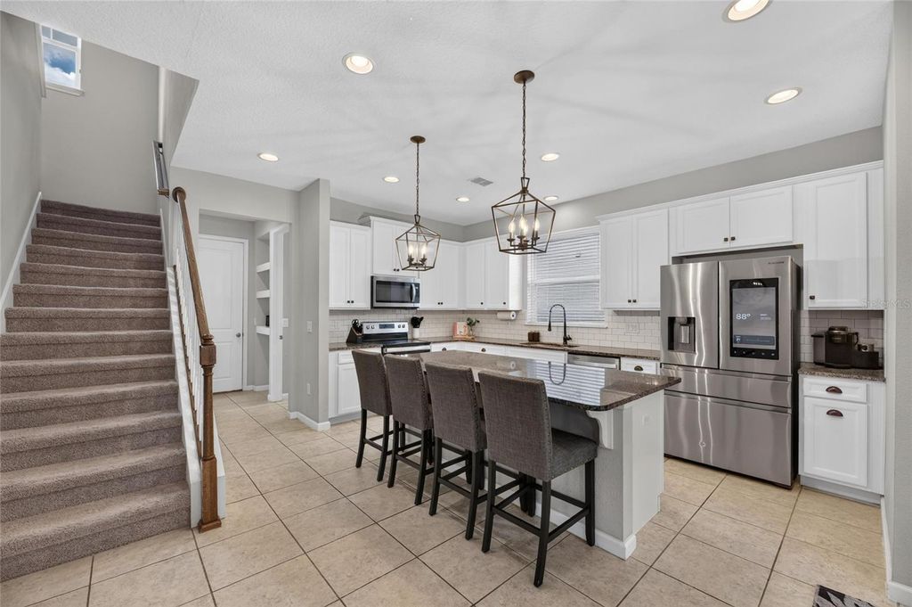 Image 14 of property listing at 12211 STREAMBED DRIVE, Riverview, FL 33579