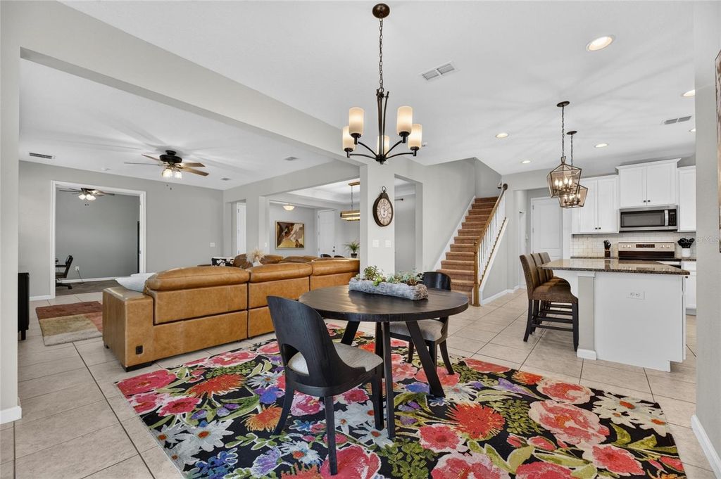 Image 17 of property listing at 12211 STREAMBED DRIVE, Riverview, FL 33579