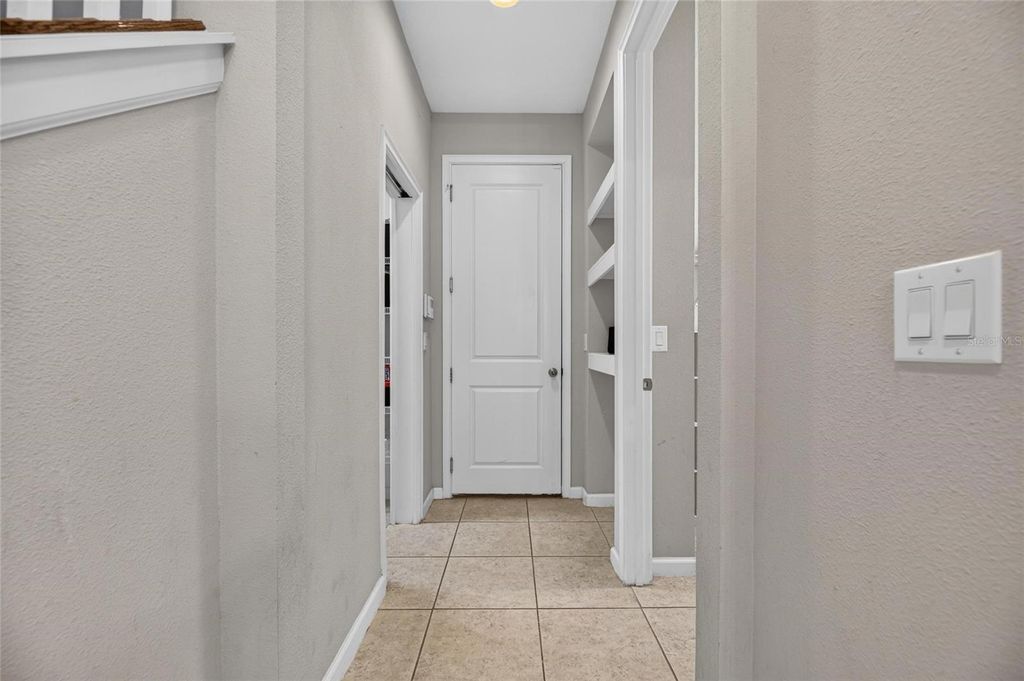 Image 21 of property listing at 12211 STREAMBED DRIVE, Riverview, FL 33579