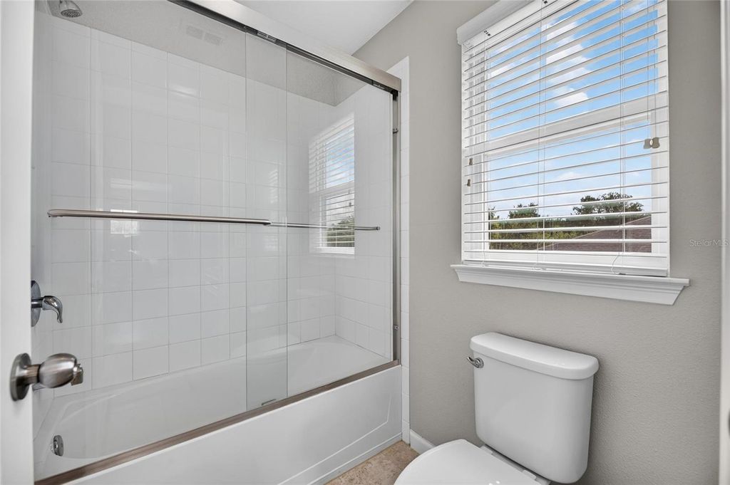 Image 38 of property listing at 12211 STREAMBED DRIVE, Riverview, FL 33579