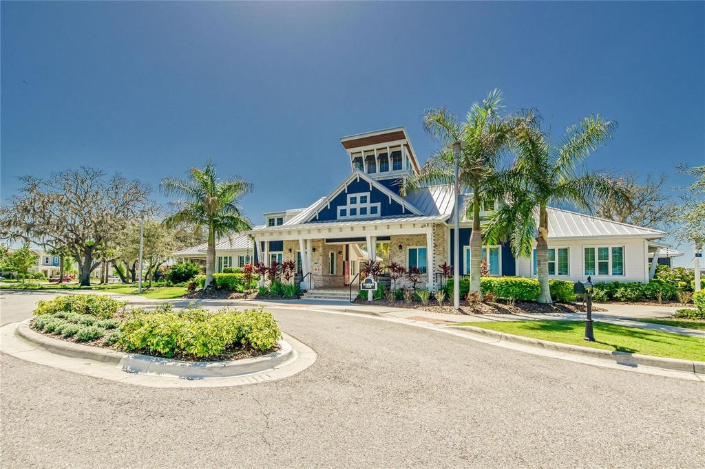 Image 64 of property listing at 12211 STREAMBED DRIVE, Riverview, FL 33579