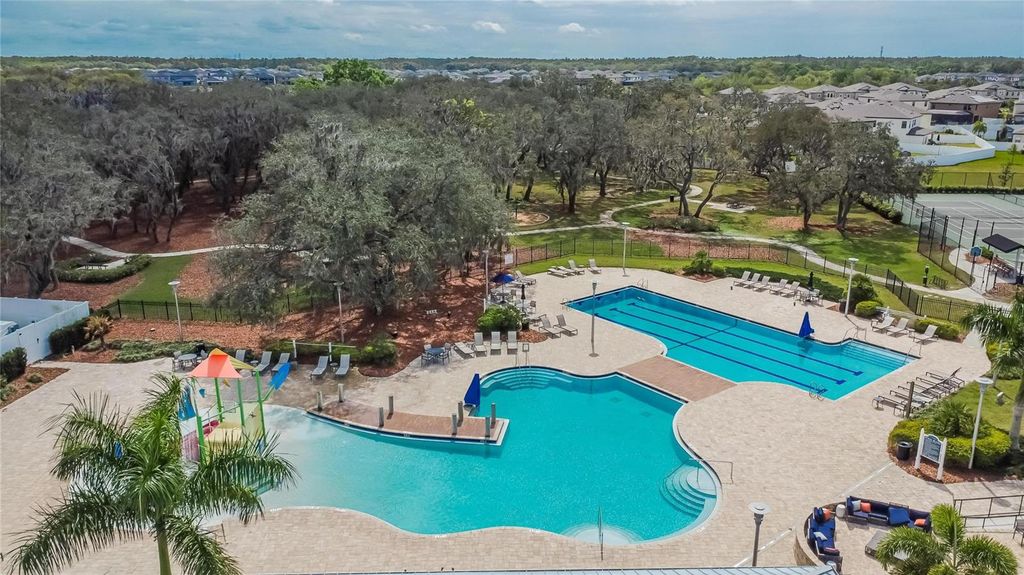 Image 80 of property listing at 12211 STREAMBED DRIVE, Riverview, FL 33579