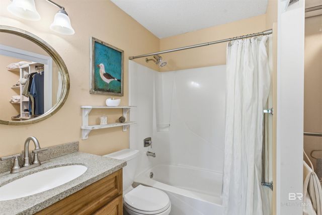 1232 E Hummingbird Lane 202, Gulf Shores, AL 36542