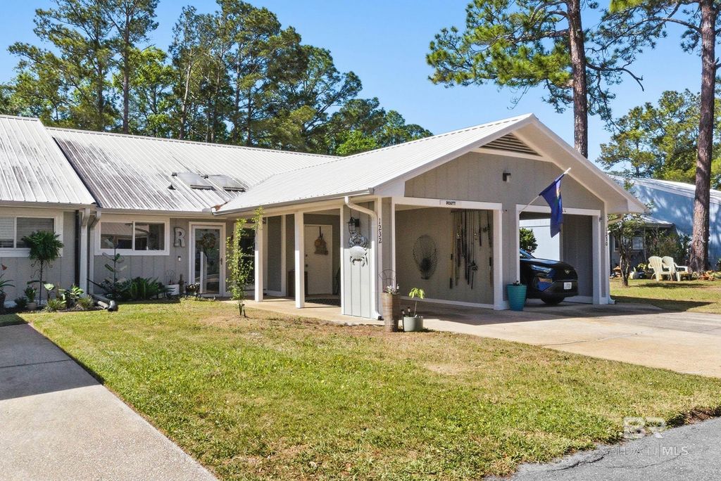 1232 E Hummingbird Lane 202, Gulf Shores, AL 36542