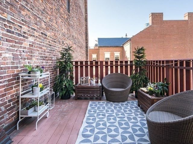 9 Temple 3, Boston, MA 02114