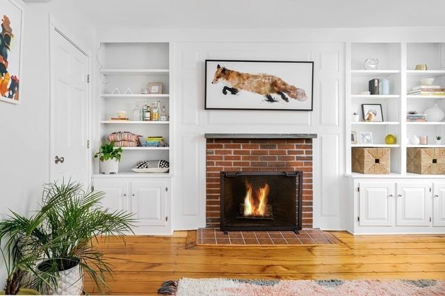 9 Temple 3, Boston, MA 02114