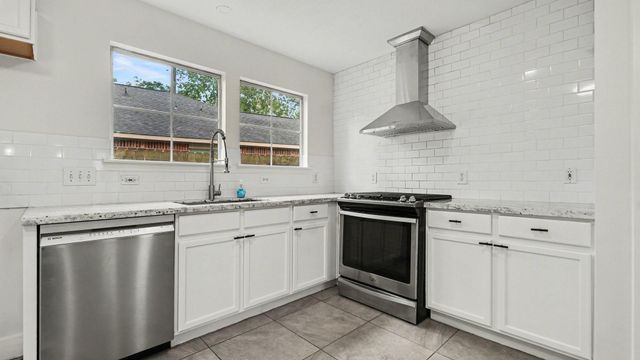 17135 Yeoman Way, Crosby, TX 77532