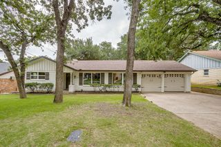 1909 Windlea Drive, Euless, TX 76040