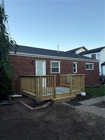 610 Thorn St, Sewickley, PA 15143
