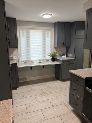 610 Thorn St, Sewickley, PA 15143