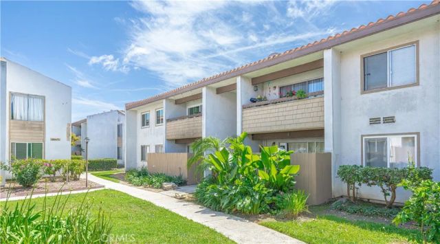 2511 W Sunflower L3, Santa Ana, CA 92704