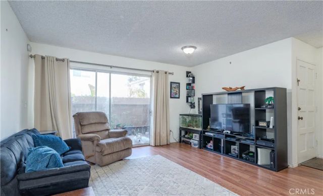 2511 W Sunflower L3, Santa Ana, CA 92704