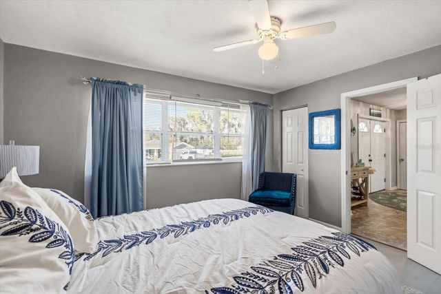 820 E CLIFFORD AVENUE, Eustis, FL 32726