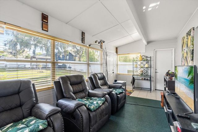 820 E CLIFFORD AVENUE, Eustis, FL 32726