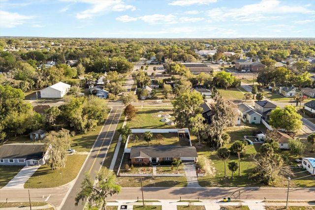 820 E CLIFFORD AVENUE, Eustis, FL 32726