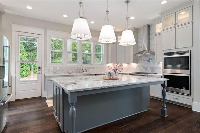 3368 Old Concord Road SE, Smyrna, GA 30082
