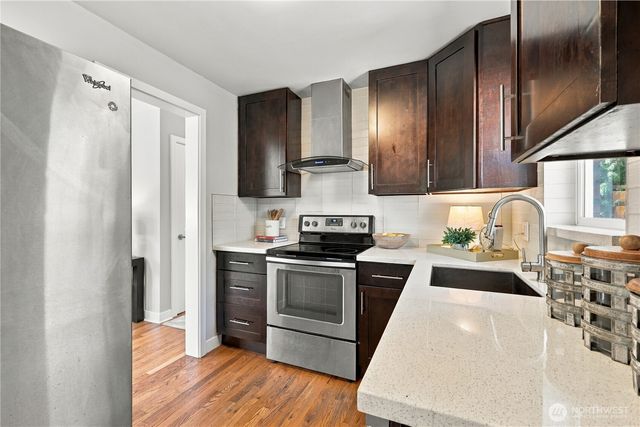 1210 S Lucile Street, Seattle, WA 98108