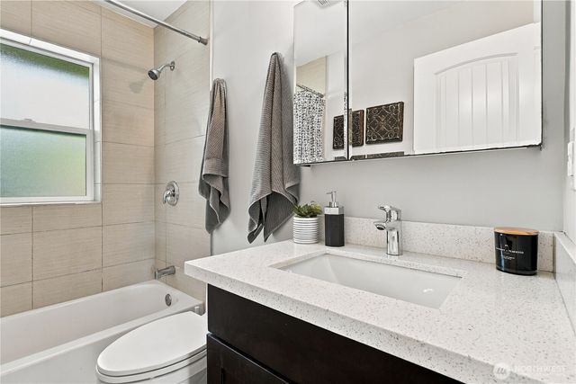 1210 S Lucile Street, Seattle, WA 98108